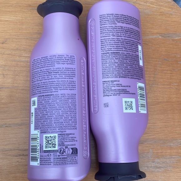 Purelogy Hydrate Sheer Shampoo and Conditioner set - Picture 2 of 5